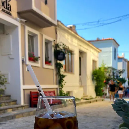 19 Bozcaada Couette-café Çanakkale
