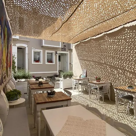 19 Bozcaada 住宿加早餐酒店 恰纳卡莱