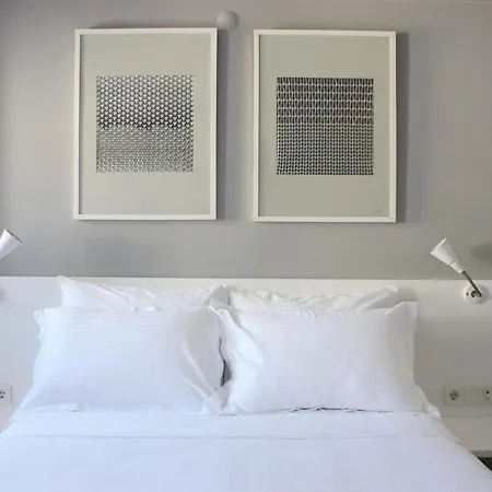 19 Bozcaada 住宿加早餐酒店