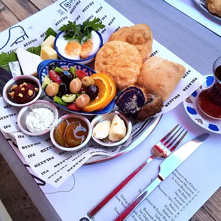 19 Bozcaada Frühstückspension